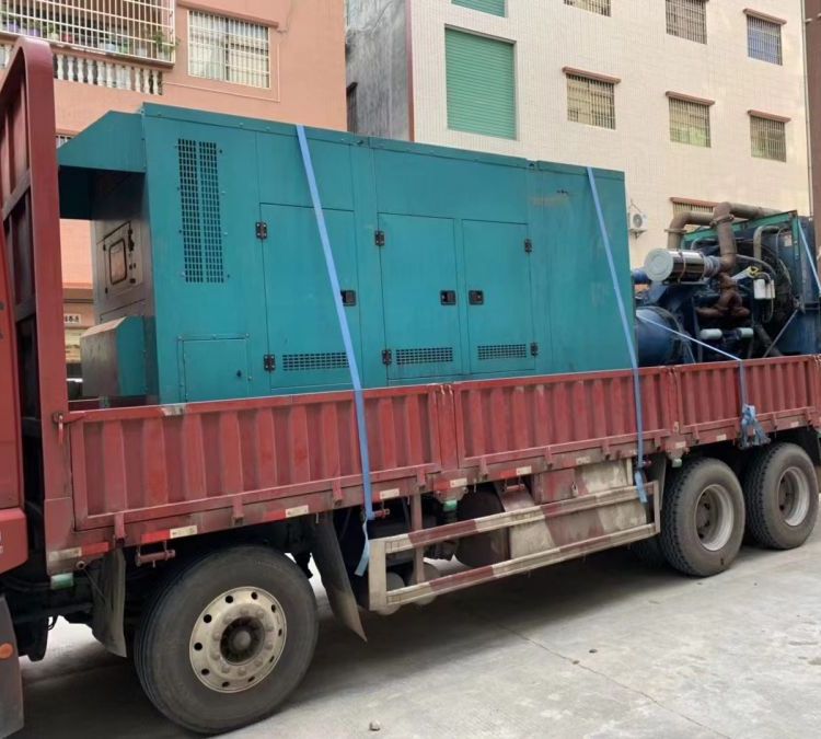 香坊如何在不同负载率下确保 400KW 柴油发电机组的正常运行？