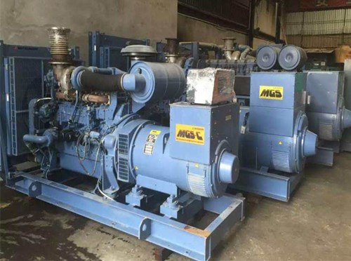 香坊发电机组带负载降电压是什么原因照成的？